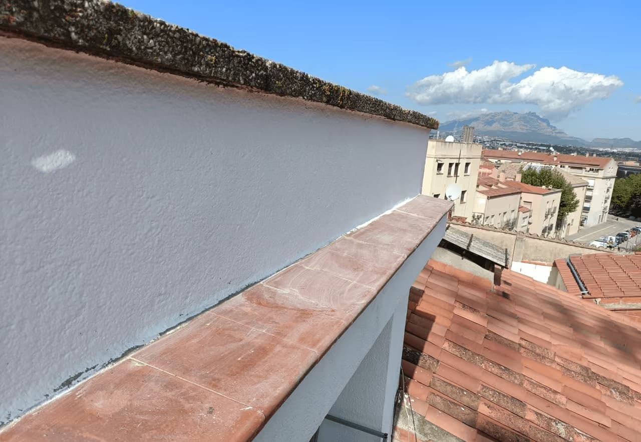 Impermeabilizaciones en un edificio de Barcelona
